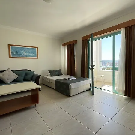 Afytos Otel 3*
